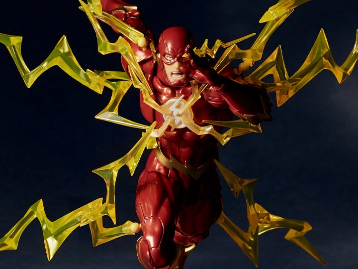 DC Comics Amazing Yamaguchi Revoltech NR010 The Flash Action Figure Gallery Image 1