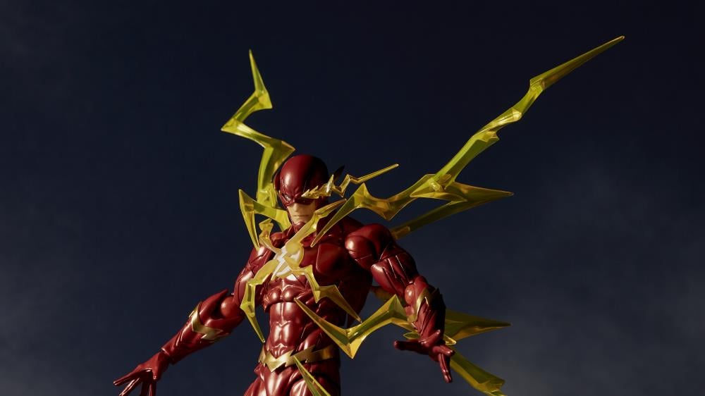DC Comics Amazing Yamaguchi Revoltech NR010 The Flash Action Figure Gallery Image 23