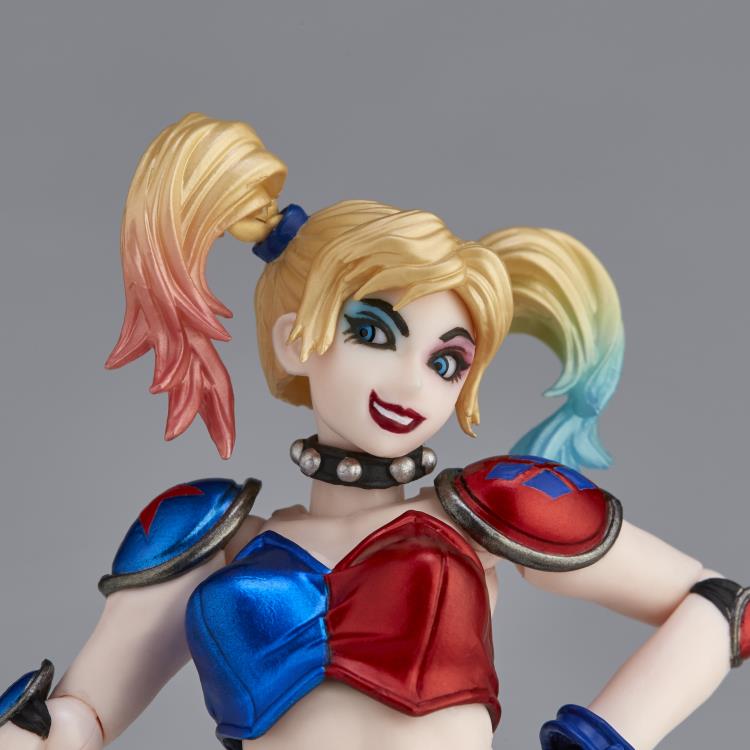 DC Comics Amazing Yamaguchi Revoltech No.015EX Harley Quinn (New Color Ver.) Action Figure (Reissue) Gallery Image 12