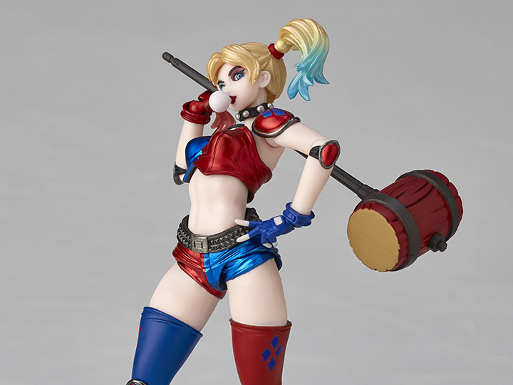 DC Comics Amazing Yamaguchi Revoltech No.015EX Harley Quinn (New Color Ver.) Action Figure (Reissue) Gallery Image 1