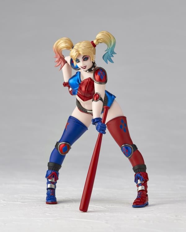 DC Comics Amazing Yamaguchi Revoltech No.015EX Harley Quinn (New Color Ver.) Action Figure (Reissue) Gallery Image 5