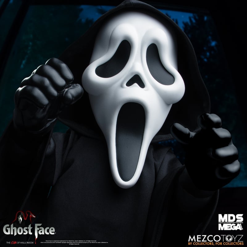 Ghost Face Mezco Designer Series Mega Scale Figure Gallery Image 9