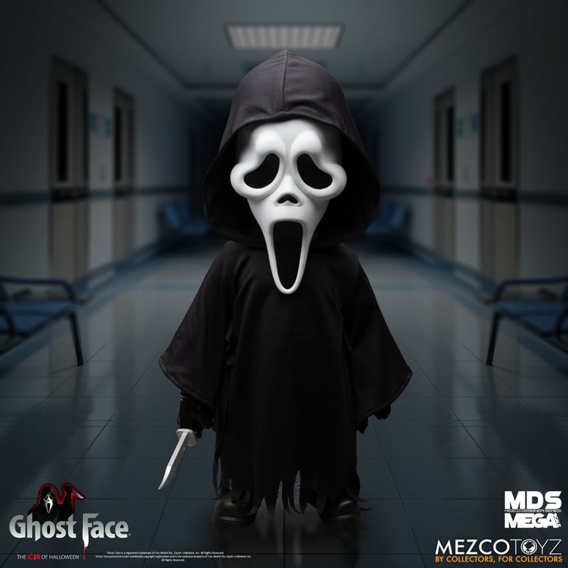 Ghost Face Mezco Designer Series Mega Scale Figure Gallery Image 13