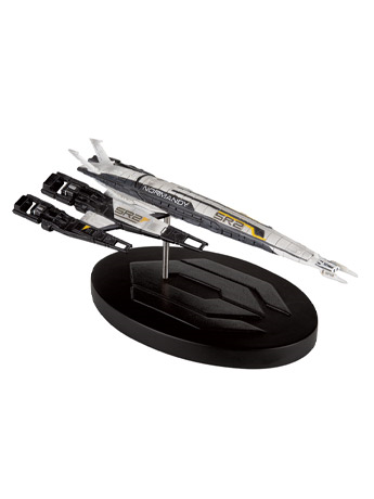 Mass Effect Cerberus Normandy SR-2 Replica Gallery Image 2
