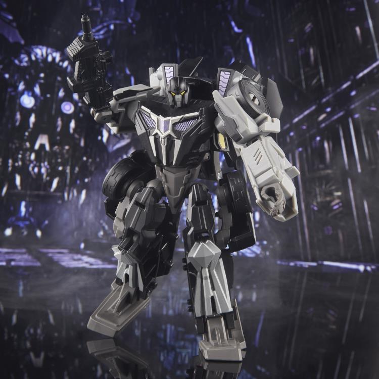 Transformers Studio Series Gamer Edition 02 Deluxe Barricade Gallery Image 4