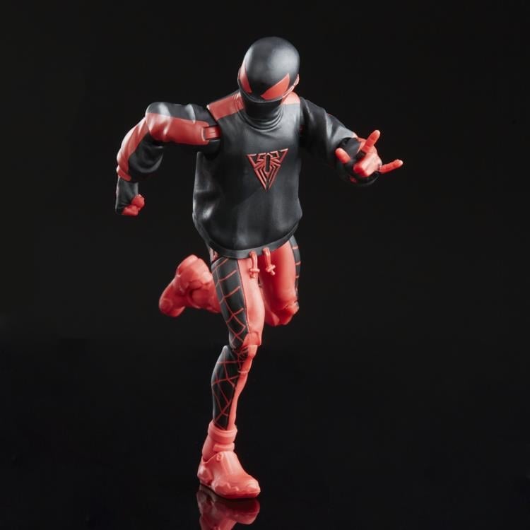 Miles Morales: Spider-Man Marvel Legends Spider-Man (Miles Morales) Action Figure Gallery Image 5