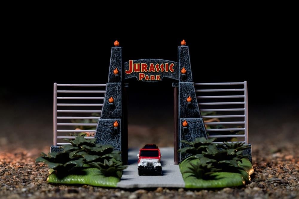 Jurassic Park Nano Scene Hollywood Rides Jurassic Gate Scene with