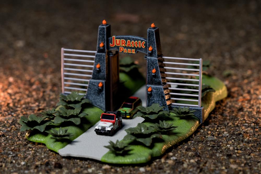 Jurassic Park Nano Scene Hollywood Rides Jurassic Gate Scene with