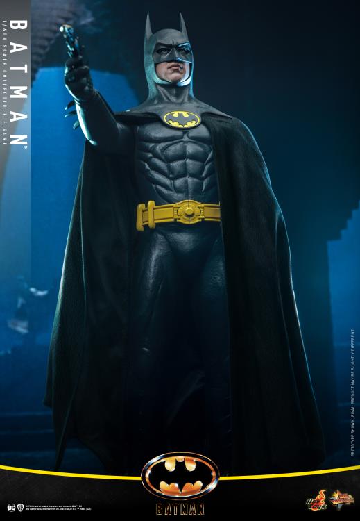 Batman (1989) MMS692 Batman 1/6th Scale Collectible Figure Gallery Image 5