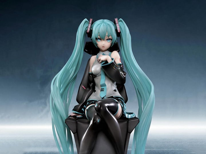 Vocaloid Prisma Wing Hatsune Miku (Art by Neco) 1/4 Scale Statue Gallery Image 1