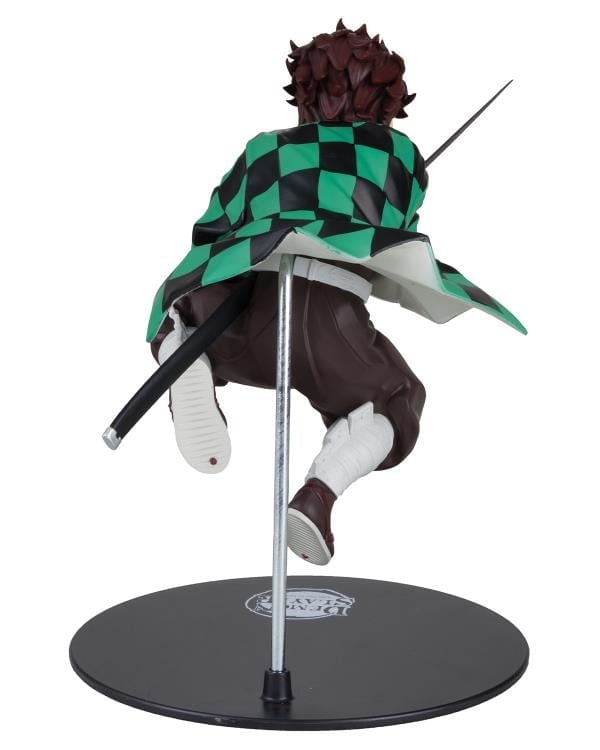 Demon Slayer: Kimetsu no Yaiba Tanjiro Kamado 12" Posed Figure Gallery Image 6