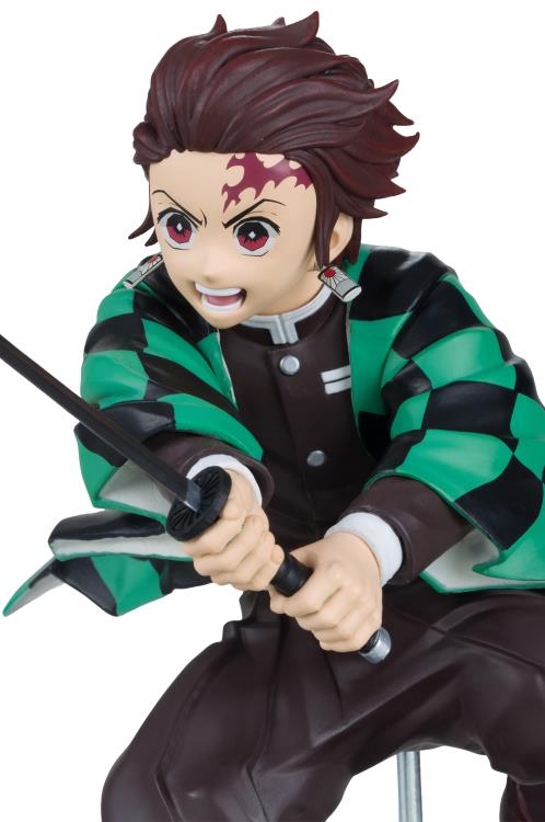 Demon Slayer: Kimetsu no Yaiba Tanjiro Kamado 12" Posed Figure Gallery Image 8