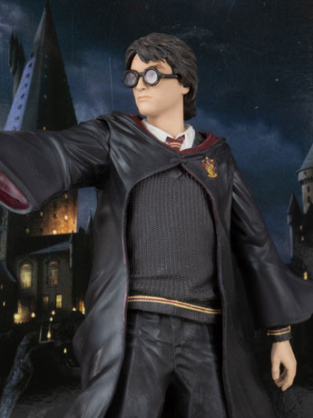 Harry Potter and the Goblet of Fire Movie Maniacs Harry Potter 6" Limited Edition Figure Gallery Image 2