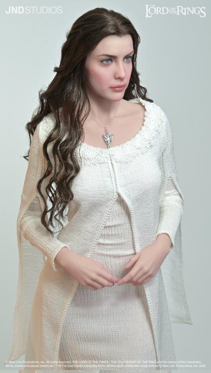 The Lord of the Rings Hyperreal Arwen 1/3 Scale Limited Edition Statue Gallery Image 16