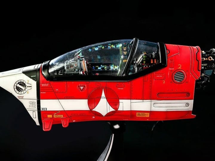 Robotech ST20 Valkyrie VF-1J Cockpit (Miriya Ver.) 1/12 Scale Statue Gallery Image 1