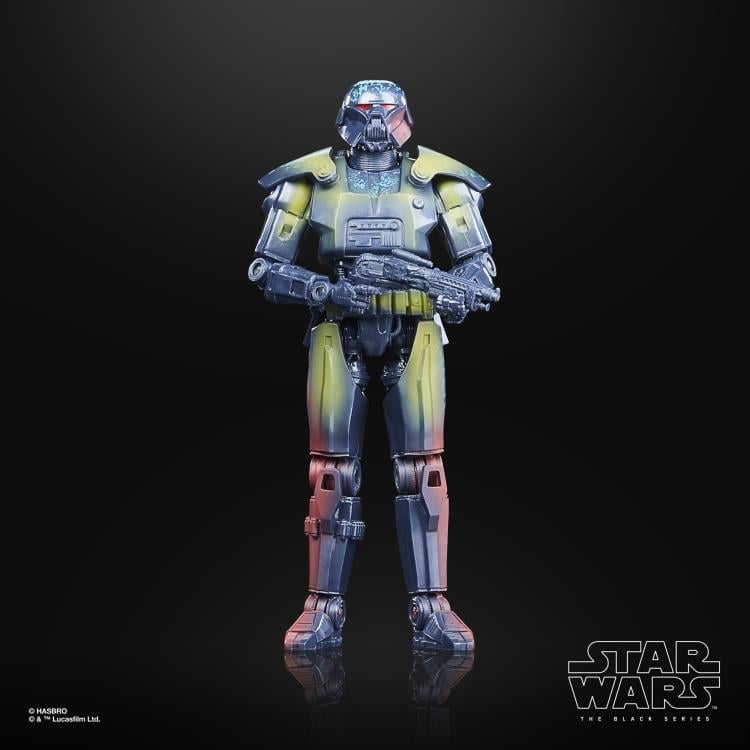 Star Wars: The Black Series Credit Collection Deluxe Dark Trooper (The Mandalorian) Gallery Image 3
