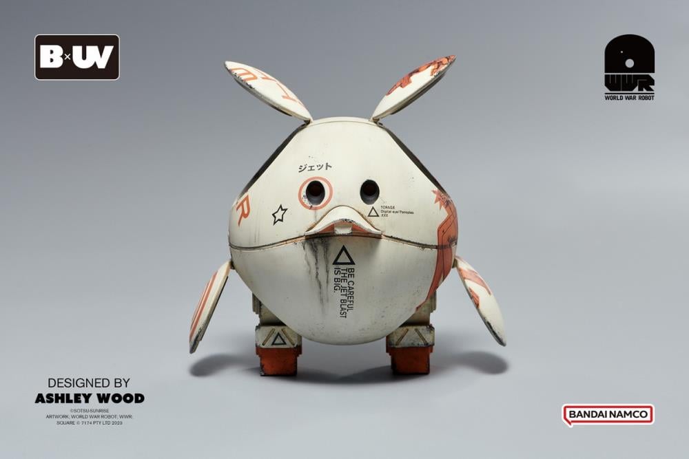Mobile Suit Gundam x World War Robot a.k.a. Squaro Haro Big Size