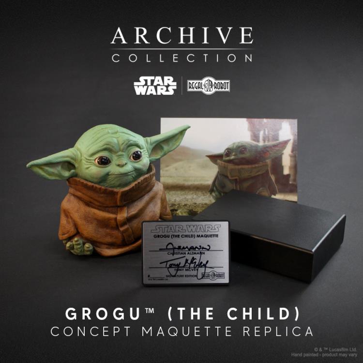 The Mandalorian Grogu (The Child) Concept Dual Signature Limited Edition Maquette Gallery Image 9