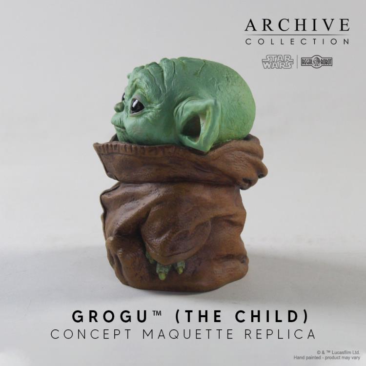 The Mandalorian Grogu (The Child) Concept Dual Signature Limited Edition Maquette Gallery Image 11