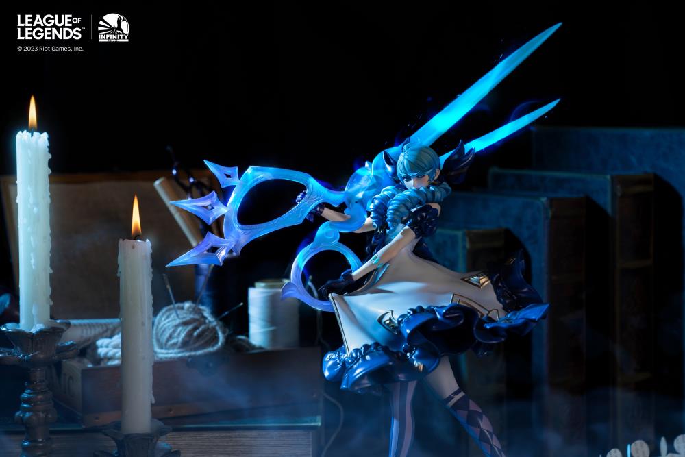 League of Legends The Hallowed Seamstress Gwen 1/6 Scale Limited Edition Statue Gallery Image 19