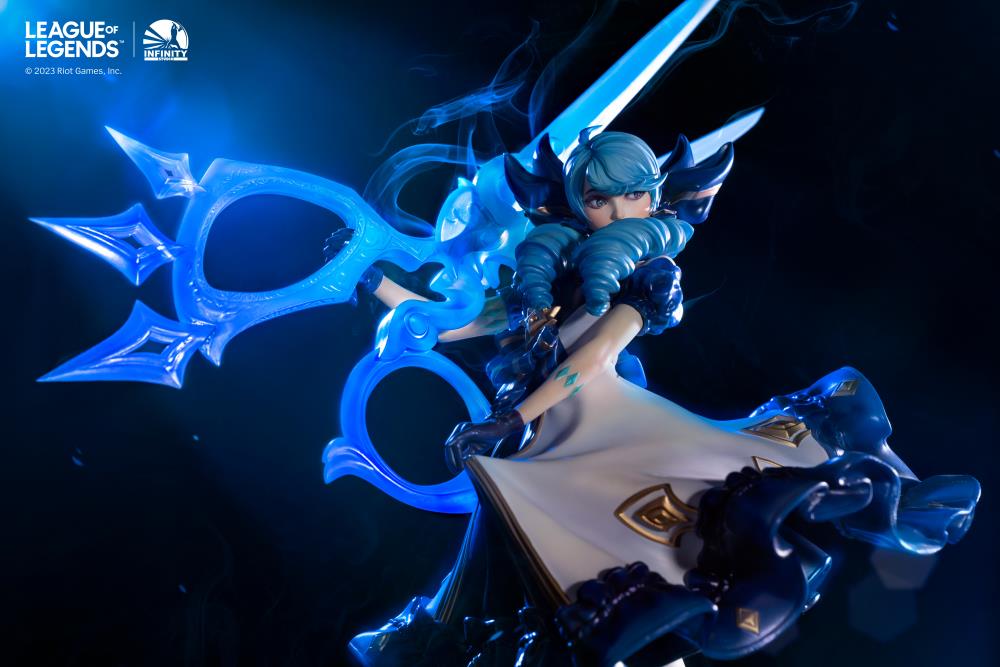 League of Legends The Hallowed Seamstress Gwen 1/6 Scale Limited Edition Statue Gallery Image 10