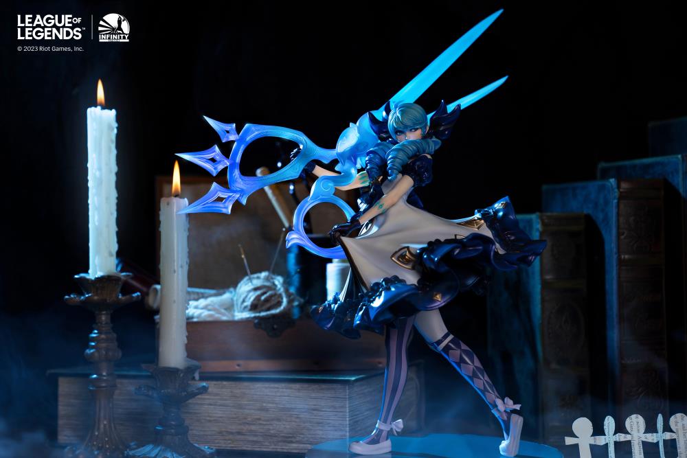 League of Legends The Hallowed Seamstress Gwen 1/6 Scale Limited Edition Statue Gallery Image 21