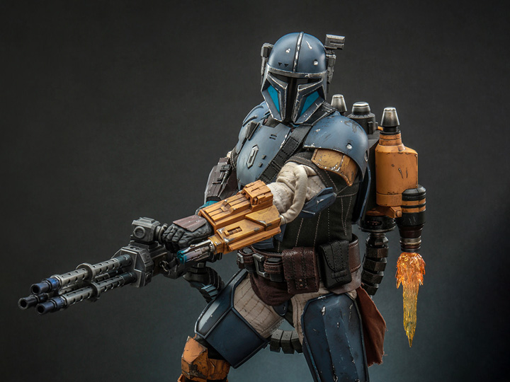 The Mandalorian TMS097 Paz Vizsla 1/6th Scale Collectible Figure Gallery Image 1