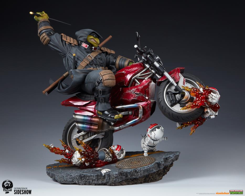 Teenage Mutant Ninja Turtles: The Last Ronin Michelangelo on Bike 1/4 Scale Limited Edition Statue Gallery Image 18