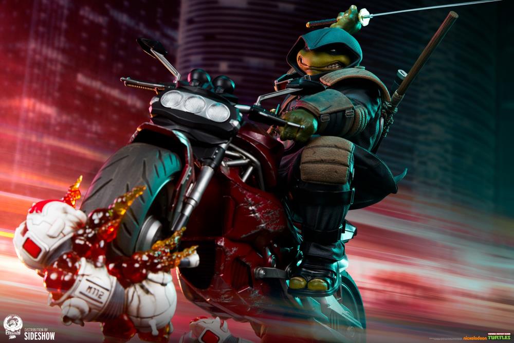 Teenage Mutant Ninja Turtles: The Last Ronin Michelangelo on Bike 1/4 Scale Limited Edition Statue Gallery Image 3