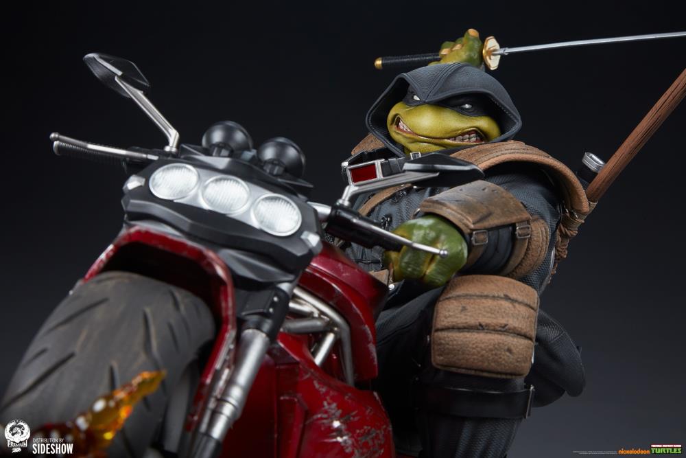 Teenage Mutant Ninja Turtles: The Last Ronin Michelangelo on Bike 1/4 Scale Limited Edition Statue Gallery Image 23