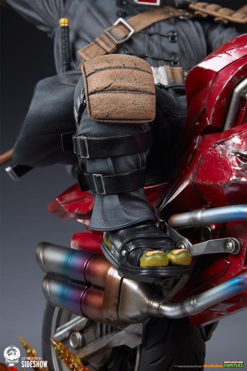 Teenage Mutant Ninja Turtles: The Last Ronin Michelangelo on Bike 1/4 Scale Limited Edition Statue Gallery Image 16
