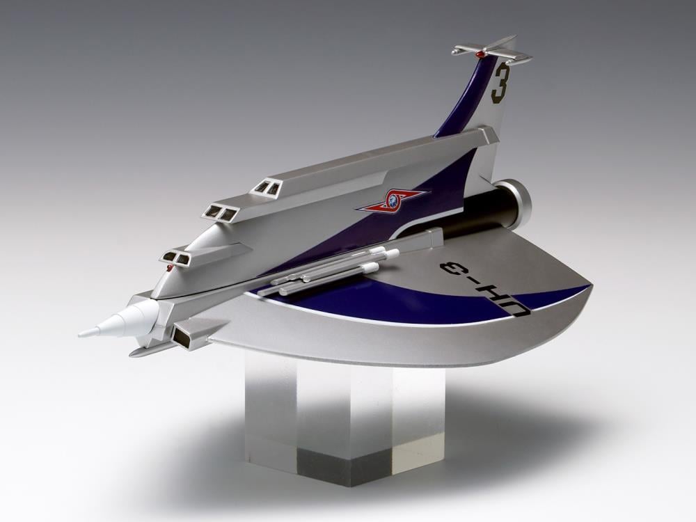 Return of Ultraman Ultra Hawk No.3 1/144 Scale Model Kit Gallery Image 4