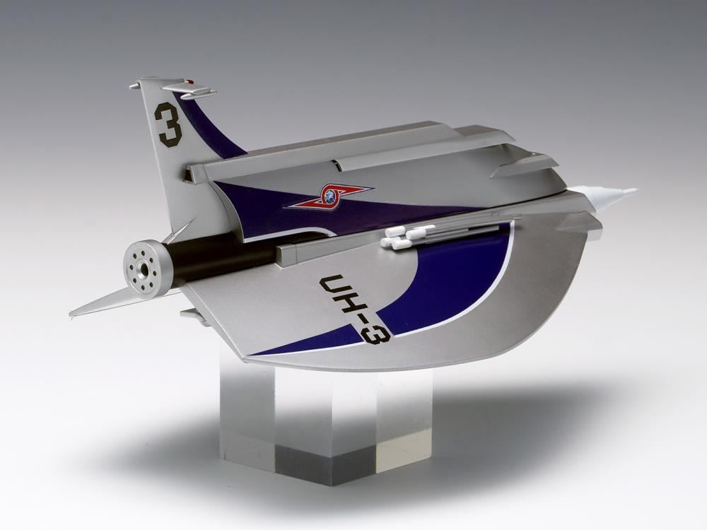 Return of Ultraman Ultra Hawk No.3 1/144 Scale Model Kit Gallery Image 5