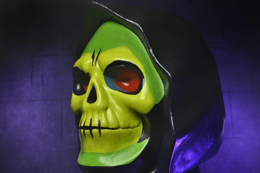 Masters of the Universe Skeletor (Classic) Deluxe Latex Mask Gallery Image 3