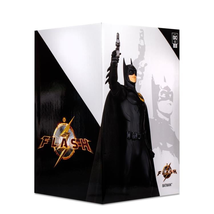 The Flash (2023) Batman (Multiverse) Resin Statue Gallery Image 11