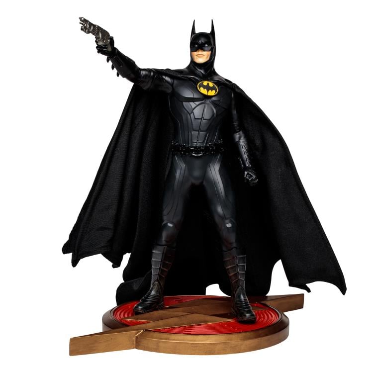 The Flash (2023) Batman (Multiverse) Resin Statue Gallery Image 3