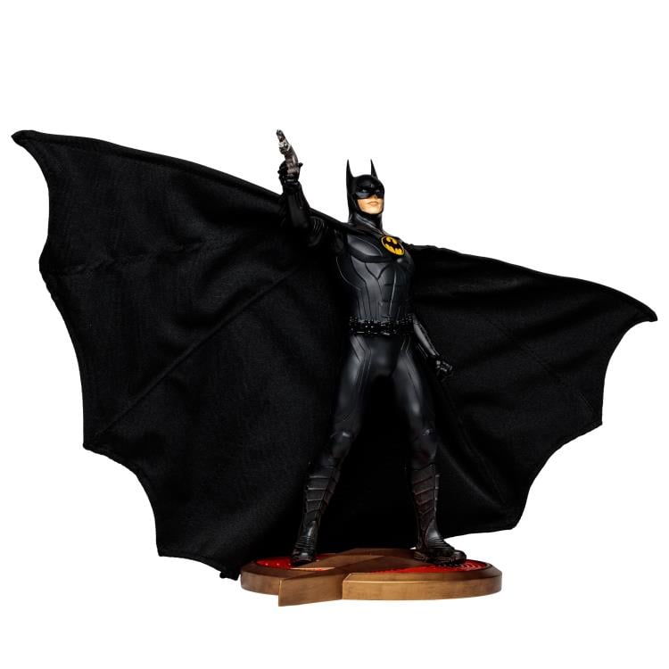 The Flash (2023) Batman (Multiverse) Resin Statue Gallery Image 8