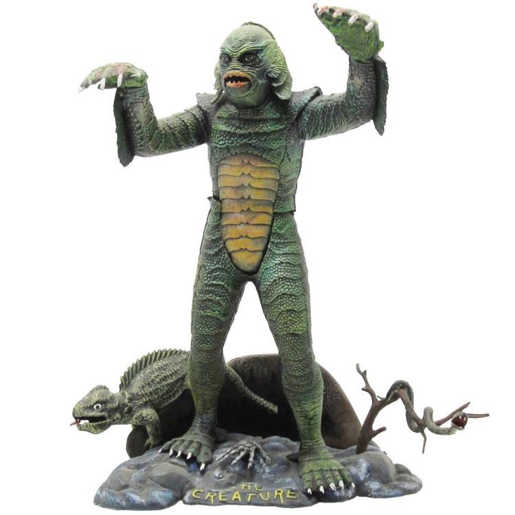 Universal Monsters Creature from the Black Lagoon 1/8 Scale Model Kit Gallery Image 3