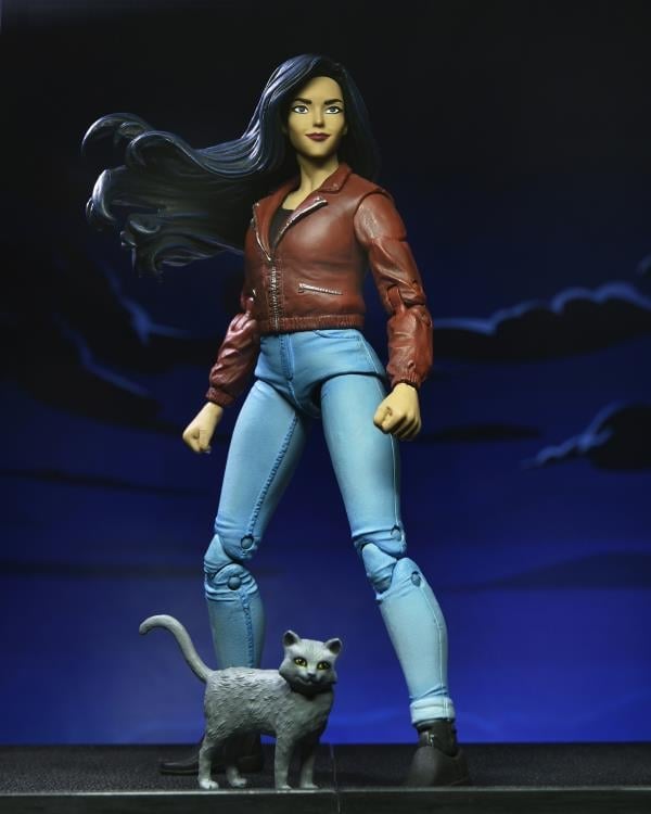 Disney's Gargoyles Ultimate Elisa Maza Action Figure Gallery Image 5