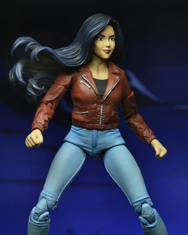 Disney's Gargoyles Ultimate Elisa Maza Action Figure Gallery Image 8