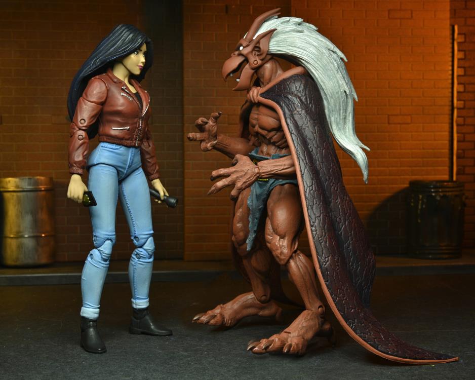 Disney's Gargoyles Ultimate Elisa Maza Action Figure Gallery Image 13
