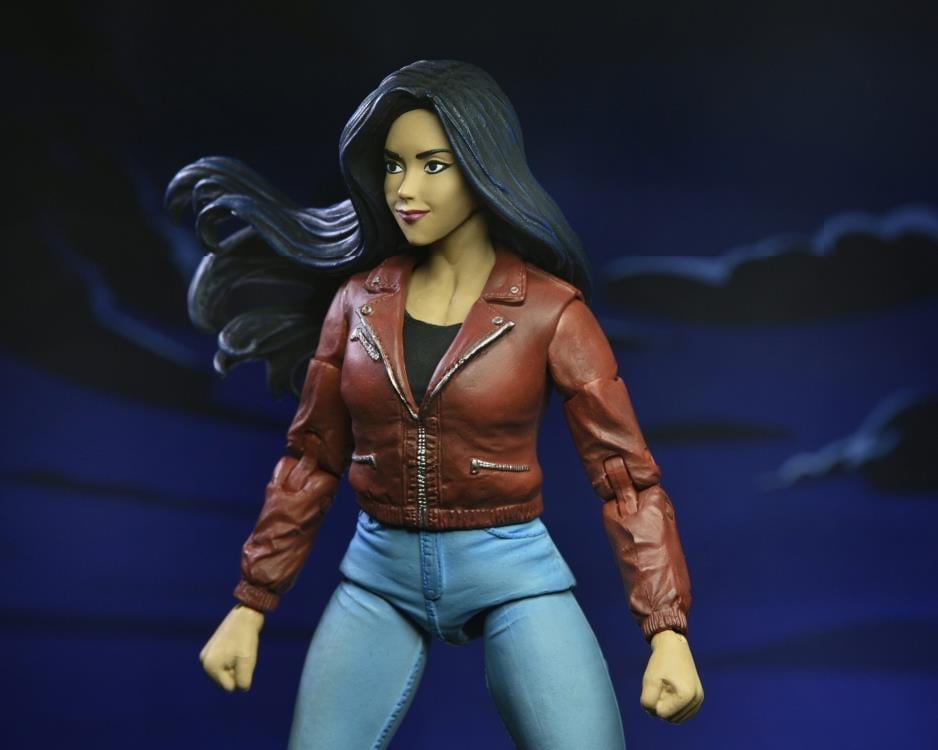 Disney's Gargoyles Ultimate Elisa Maza Action Figure Gallery Image 9