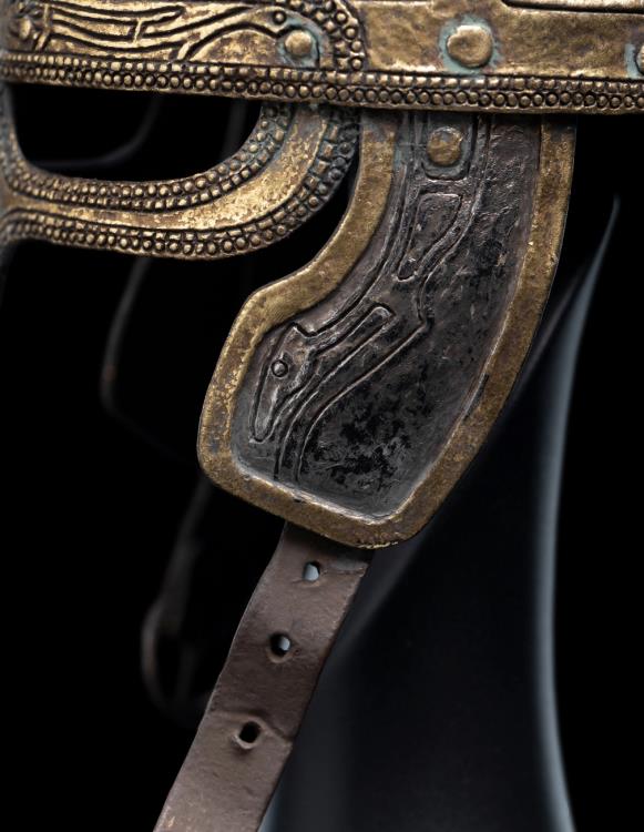 The Lord of the Rings Rohirrim Soldier's Helm Limited Edition 1/4 Scale Replica Gallery Image 7