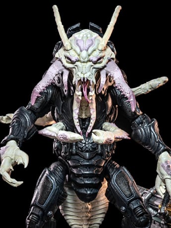 Cosmic Legions: Outpost Zaxxius Sphexxian Mine Worker Deluxe Action Figure Gallery Image 2