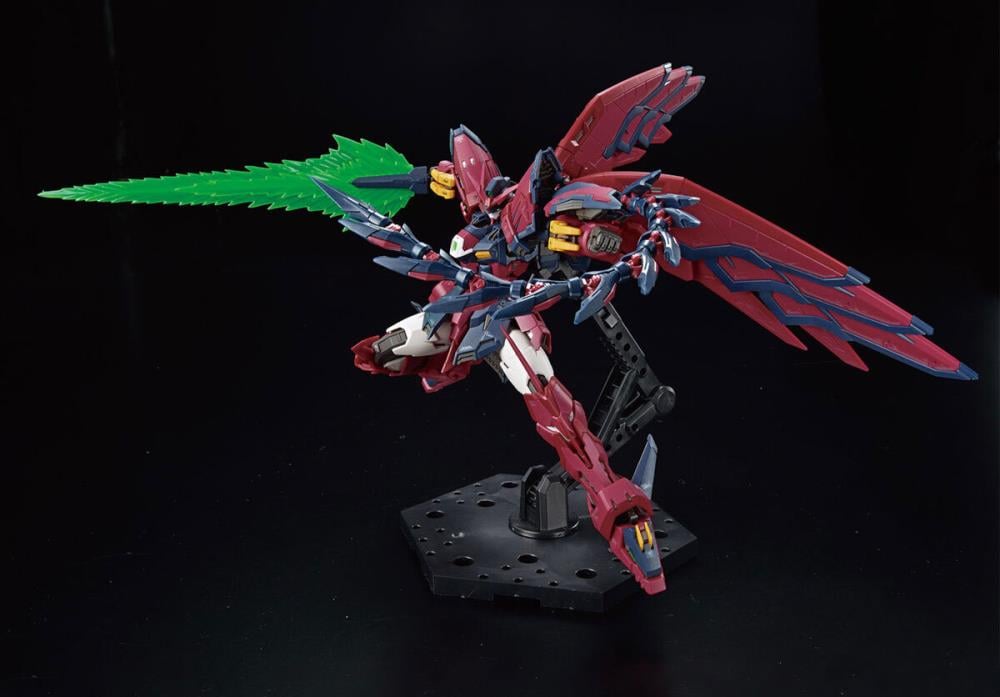 Mobile Suit Gundam Wing RG Gundam Epyon 1/144 Scale Model Kit Gallery Image 8