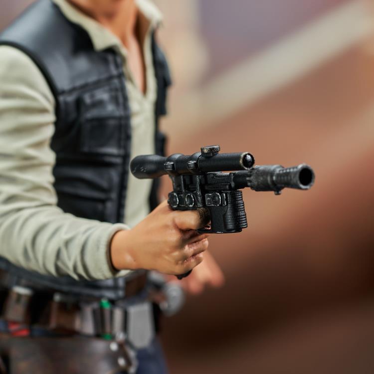 Star Wars: An New Hope Premier Collection Han Solo 1/7 Scale Limited Edition Statue Gallery Image 9