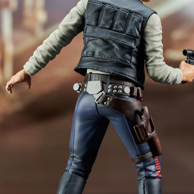 Star Wars: An New Hope Premier Collection Han Solo 1/7 Scale Limited Edition Statue Gallery Image 11