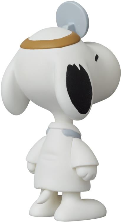 Peanuts Ultra Detail Figure No.722 Doctor Snoopy Gallery Image 4