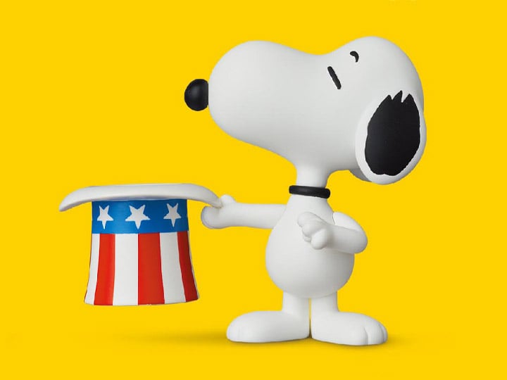 Peanuts Ultra Detail Figure No.723 Americana Snoopy Gallery Image 1