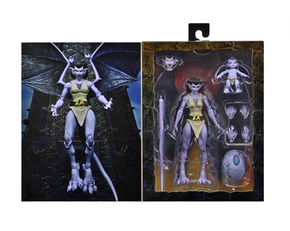 Disney's Gargoyles Ultimate Angela Action Figure Gallery Image 15